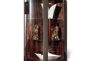 Coliseum Vitrine