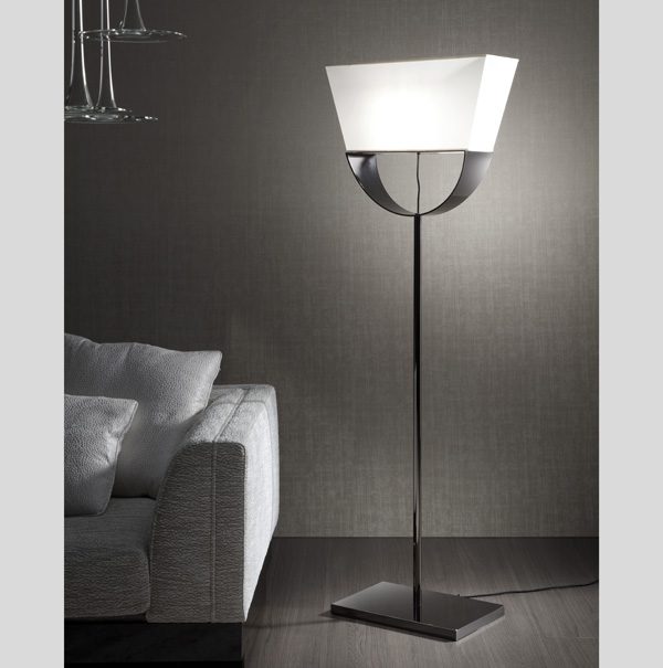 Bag floor lamp