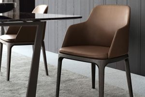 Grace chair