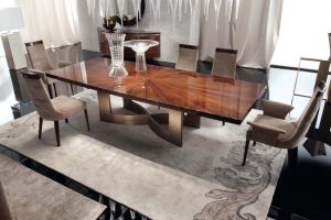 Coliseum Table