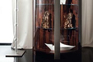 Coliseum Vitrine