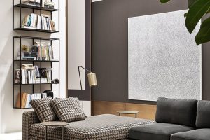 20---Meridiani---salone-2018---harold-modular-sofa---leon-low-tables-800x1100(1)