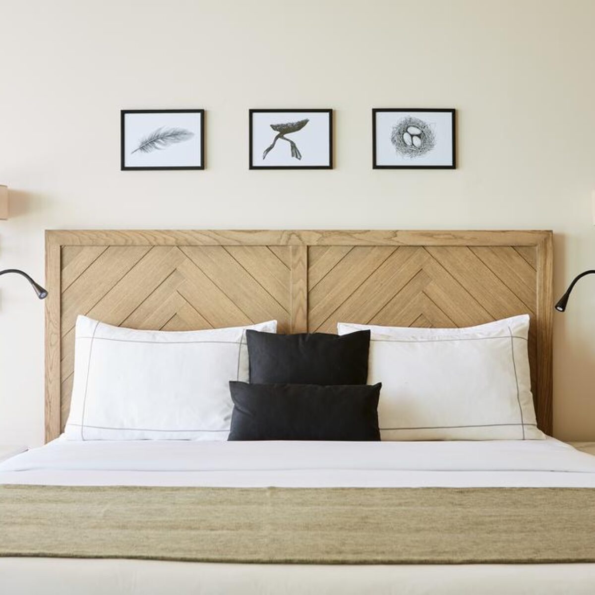 Elivi Hotel