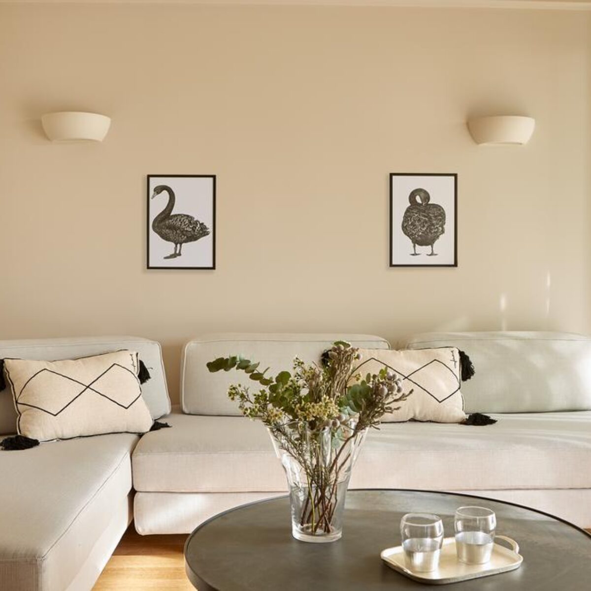 Elivi Hotel