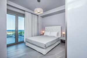 Mira Mare Deluxe Residences