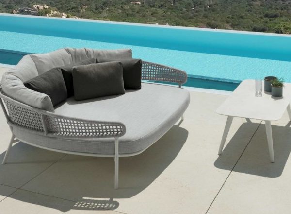 Moon Day Bed