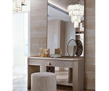 Bellagio Console