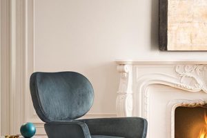 Laurie Armchair