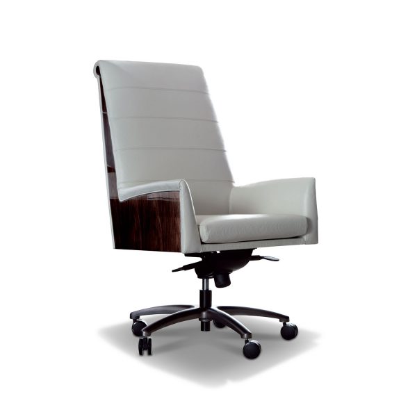 1081 – Presidential office chair
