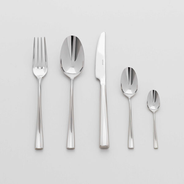 TR-Greyhound-cutlery-set-final