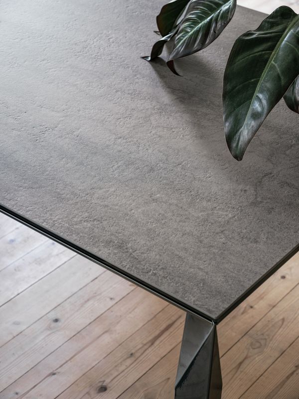 Mirage Table