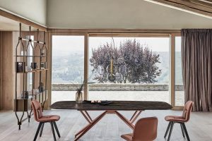 Chantal chair