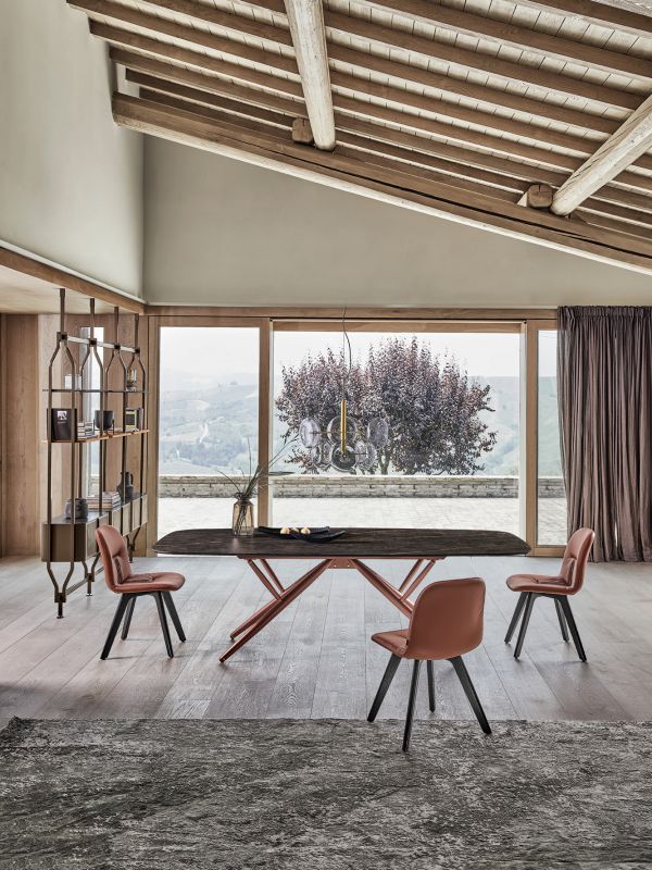 Chantal chair