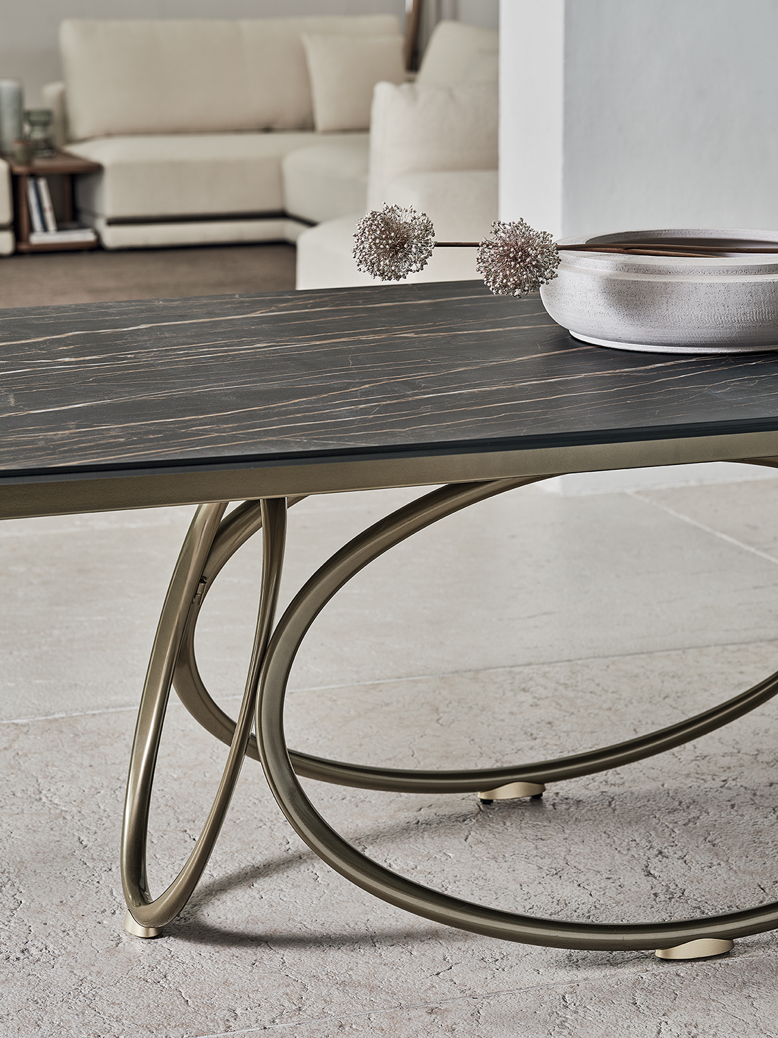Louis Table