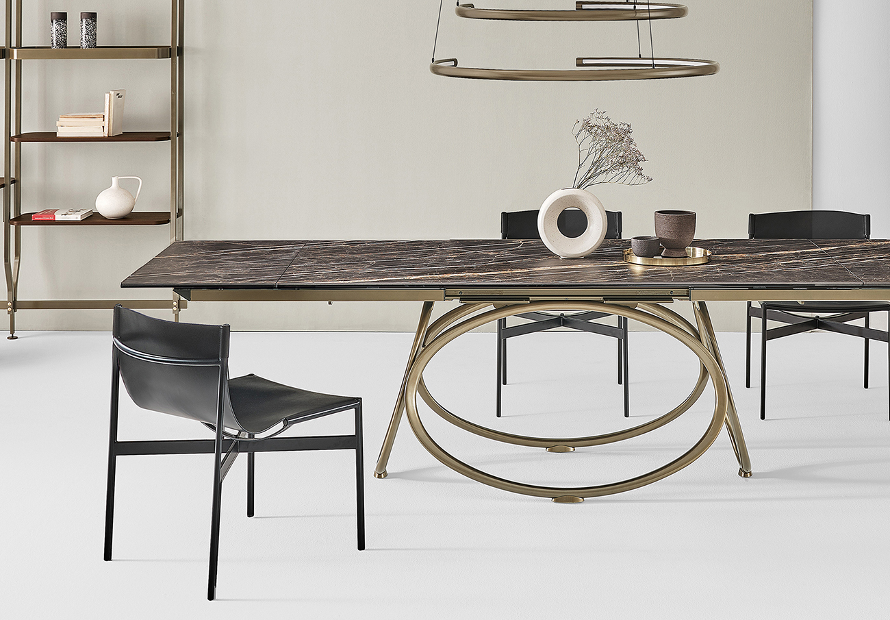 Louis Table