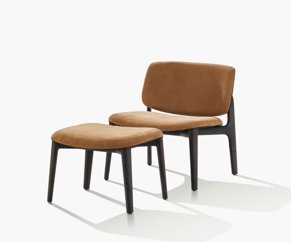 Curve armchair
