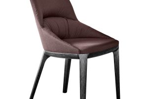 Queen chair
