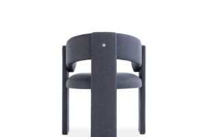 Fence chair