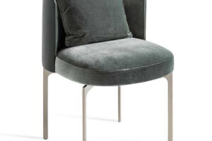 Somma chair