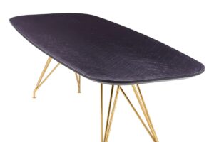 Leva table