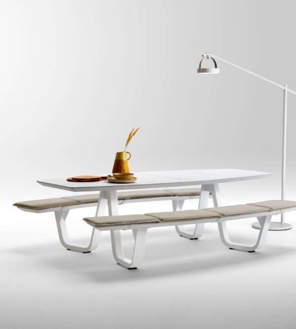 8teen table