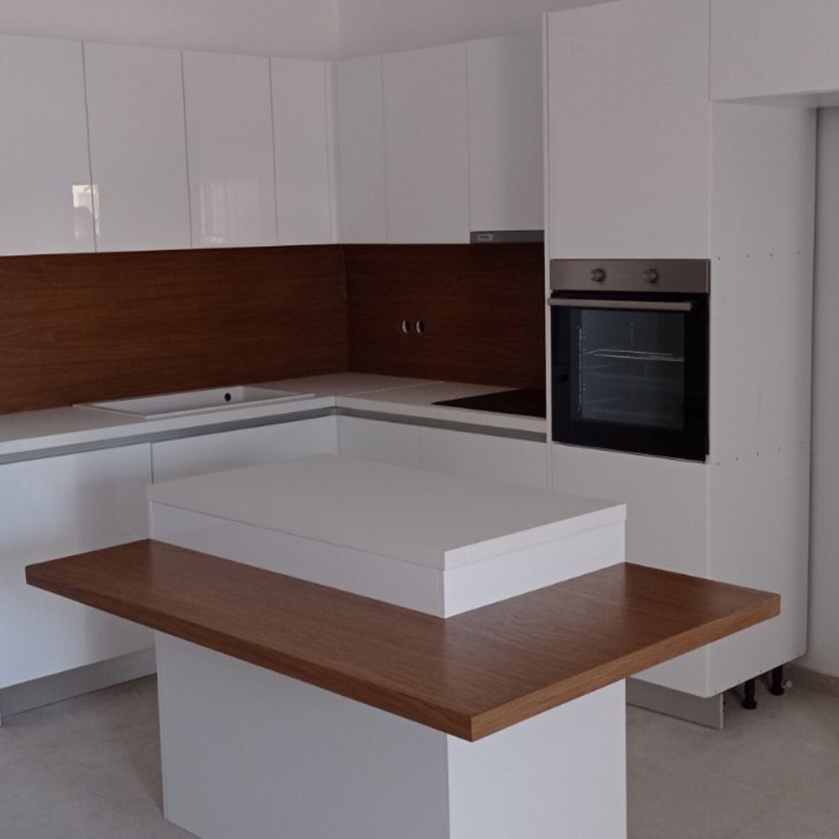 Rizos Homes