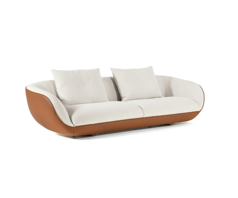 Art. Chantal 3 seater sofa