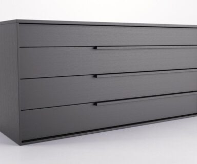 Piano dresser