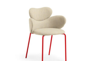 Vida Armchair