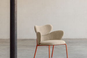 Vida Armchair